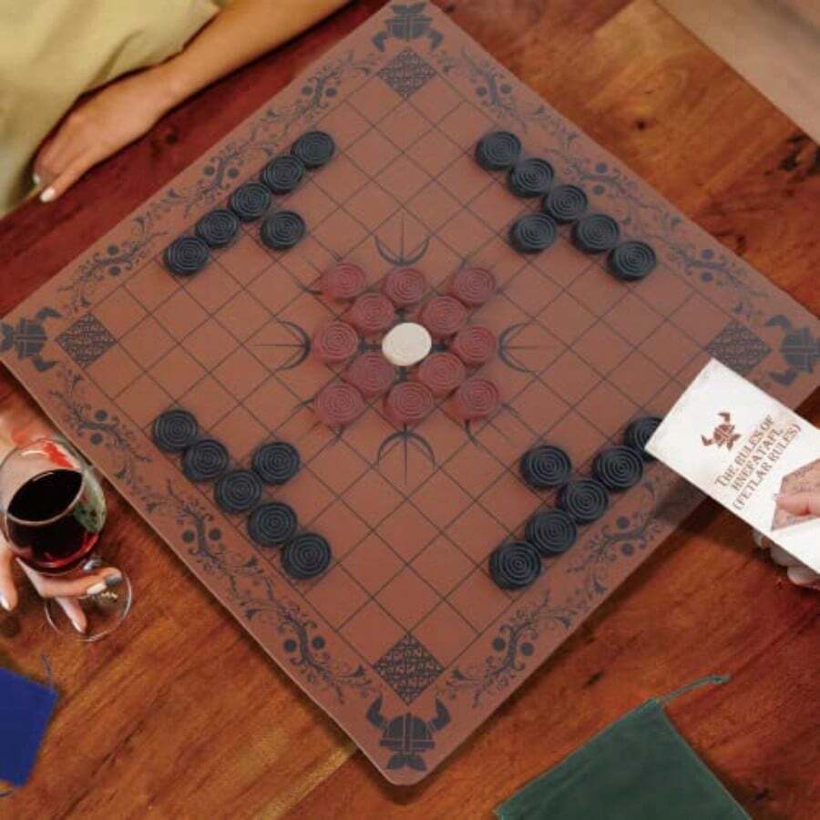 Board Game Vikings - HNEFATAFL: Permainan Papan Catur Viking, Permainan